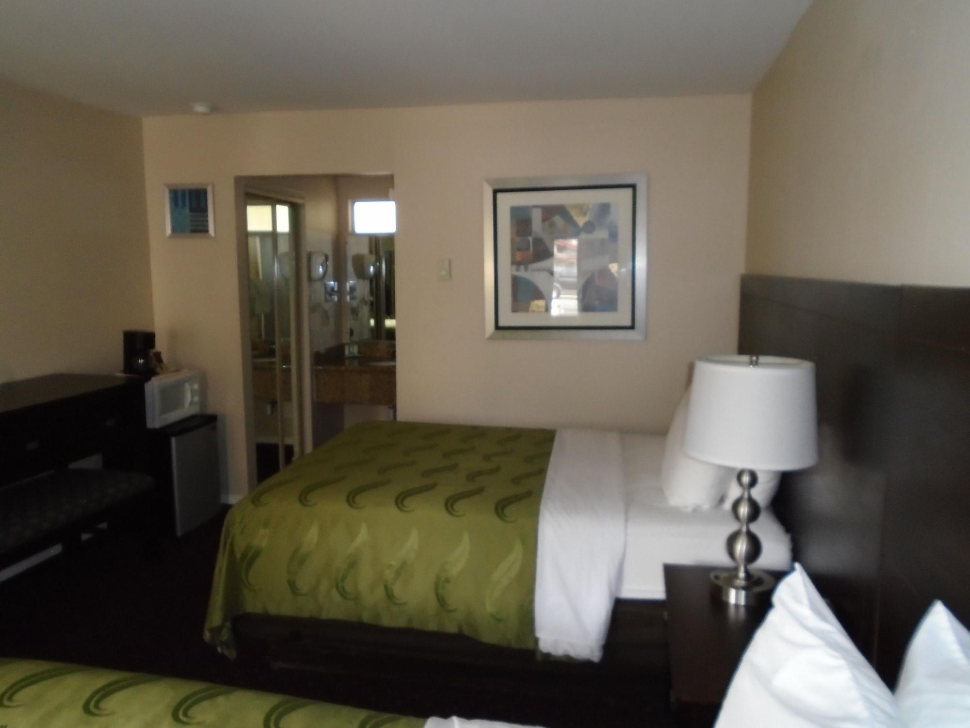 Scottish Fairway Inn Monterey Eksteriør billede