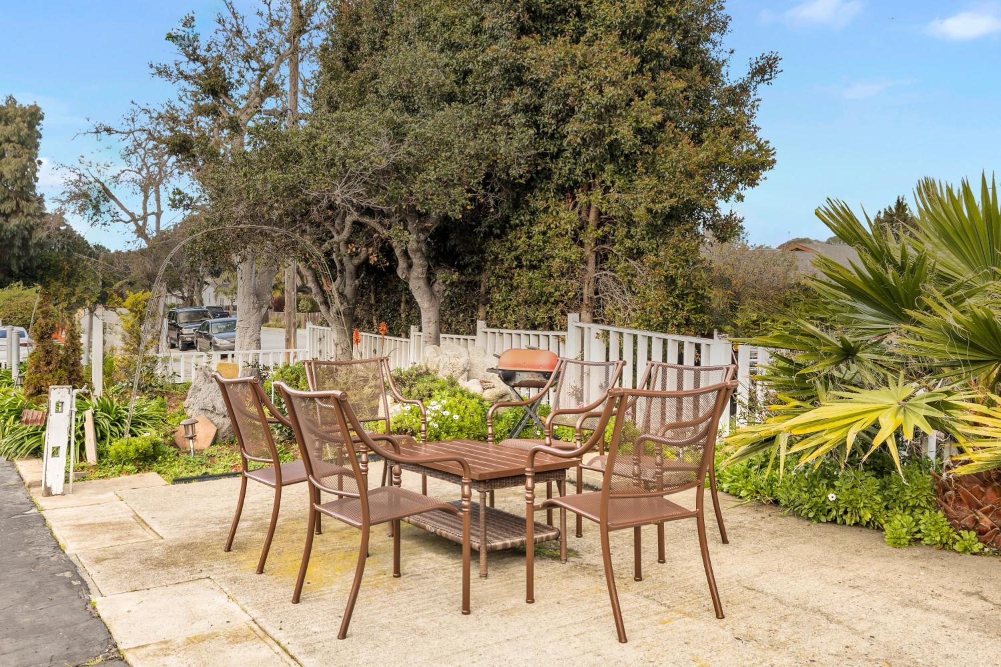 Scottish Fairway Inn Monterey Eksteriør billede