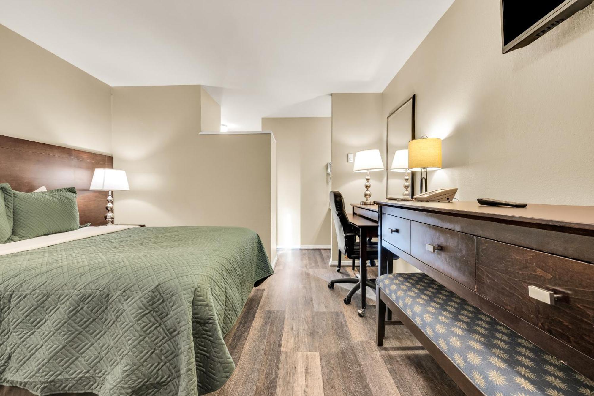 Scottish Fairway Inn Monterey Eksteriør billede
