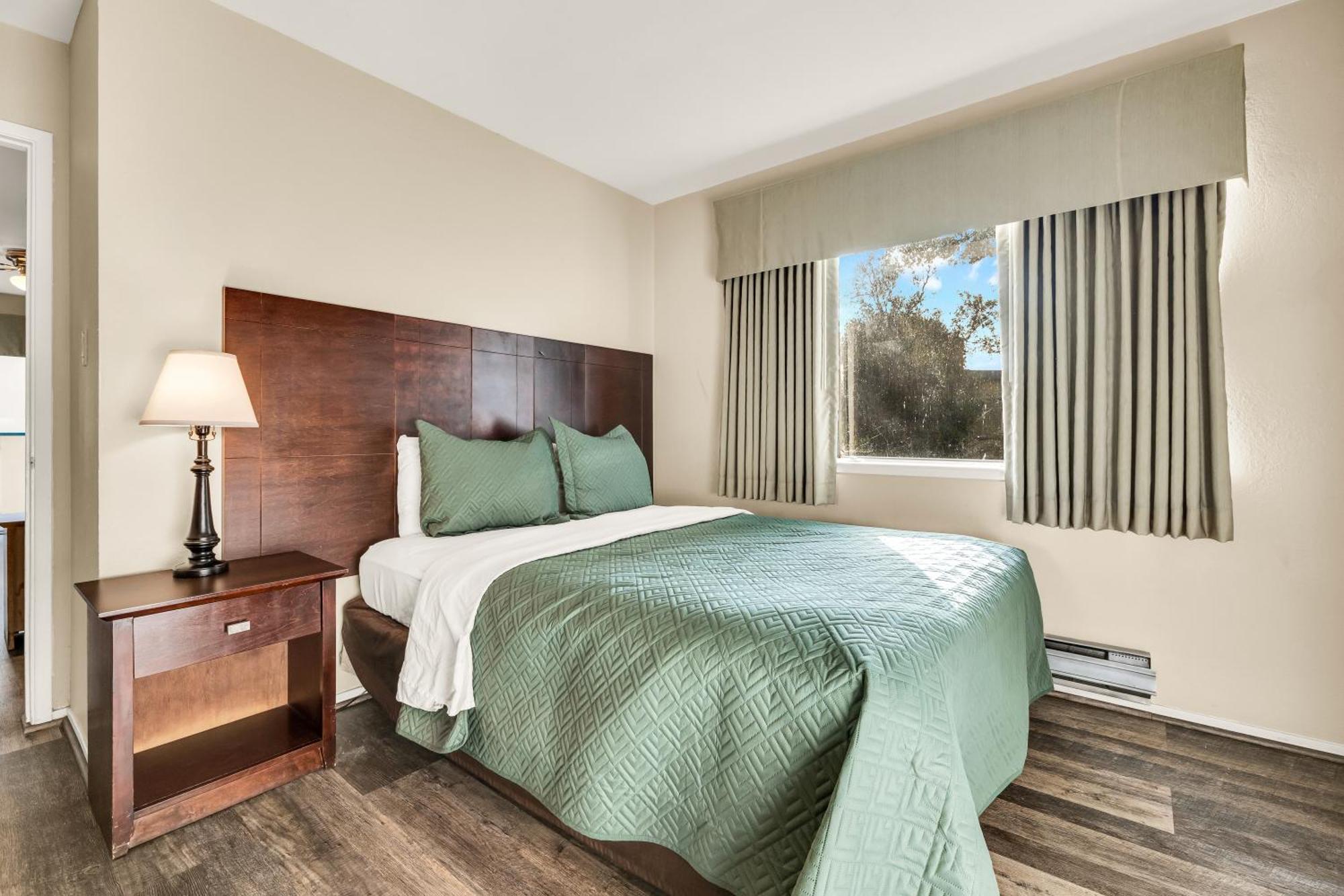 Scottish Fairway Inn Monterey Eksteriør billede